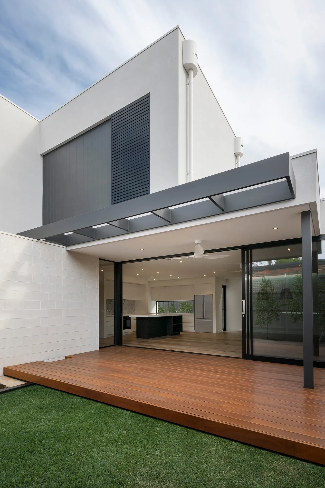 modern-house-exterior